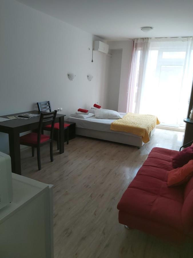 Ferienwohnung Apartament Janet Pomorie Exterior foto